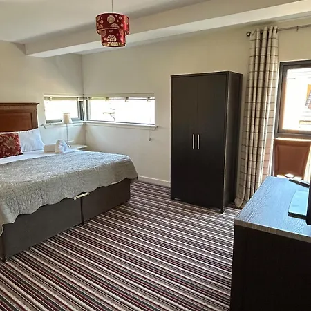 11 The Avenue Кілларні