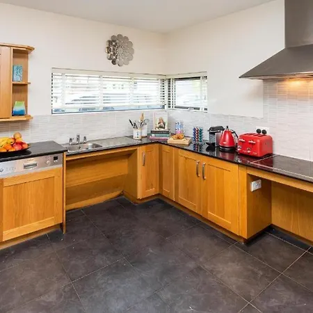 11 The Avenue 基拉尼