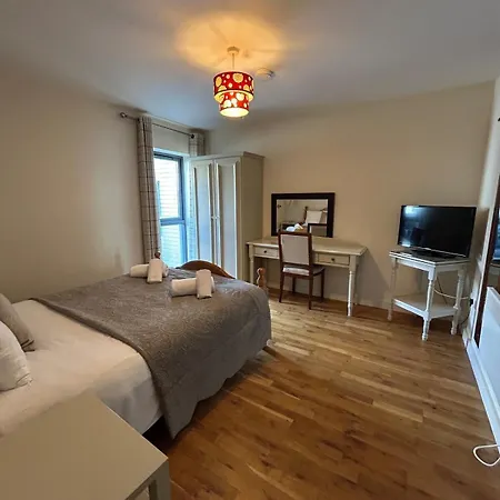 11 The Avenue Ferienhaus